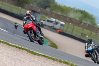 Castle-Combe-2019;PJ-Motorsport-Photography-2019;donington-no-limits-trackday;donington-park-photographs;donington-trackday-photographs;no-limits-trackdays;peter-wileman-photography;trackday-digital-images;trackday-photos